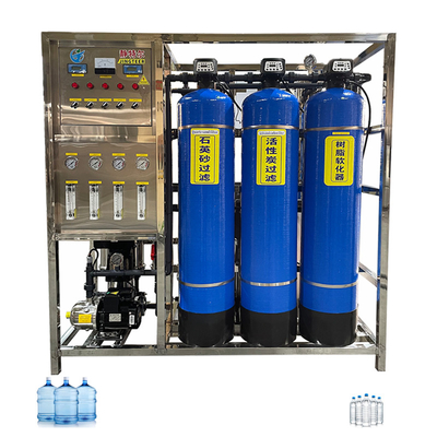 Zuiver mineraal drinkwater Omgekeerde osmose Waterfiltratie Filter RO-systeem Waterzuivering